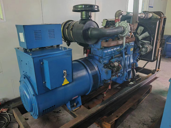 渭源100kW柴油发电机组使用多级机油有哪些优缺点？
